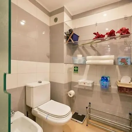 Modern With Garage And Pool Лиссабон