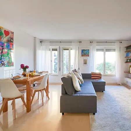 Modern With Garage And Pool Apartamento