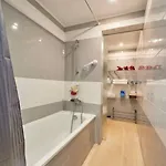 Apartman Modern With Garage And Pool