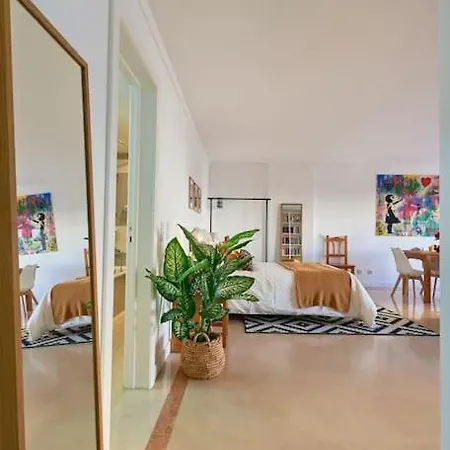 Apartment Modern With Garage And Pool Lisbon